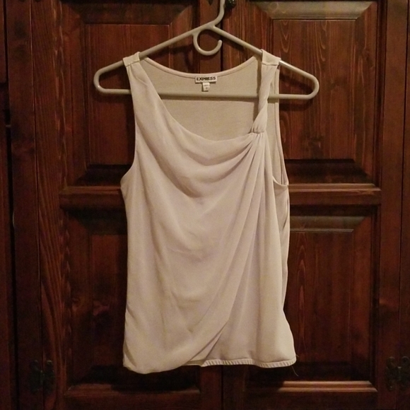 Express top - Picture 1 of 4